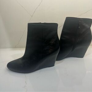 Via Spiga Sleek Black Ankle Booties